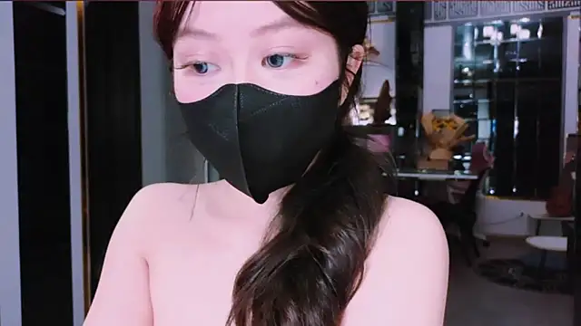 Snapshot of Martha_99 chatting on 01-12-25, 07:43 Martha 99 online show from 01-12-25, 07:43