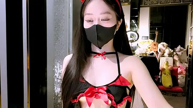 Snapshot of Martha_99 chatting on 11-18-25, 11:58 Martha 99 online show from 11-18-25, 11:58