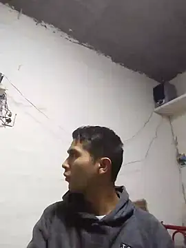 Snapshot of jperezofficial1 chatting on 12-10-24, 05:39 jperezofficial1 online show from 12-10-24, 05:39