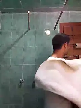 Snapshot of jperezofficial1 chatting on 03-08-25, 07:20 jperezofficial1 online show from 03-08-25, 07:20