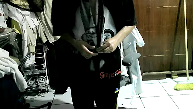 Snapshot of jperezofficial1 chatting on 10-11-25, 04:44 jperezofficial1 online show from 10-11-25, 04:44