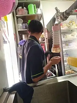 Snapshot of jperezofficial1 chatting on 11-30-25, 06:34 jperezofficial1 online show from 11-30-25, 06:34