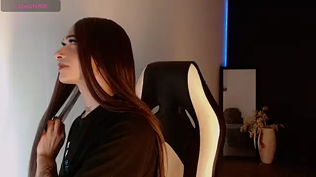 AdharaaMoon online show from 12-29-24, 01:24