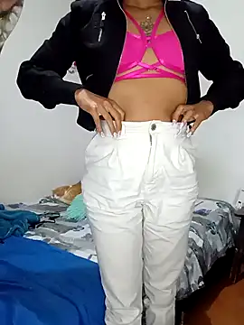 Leslly  online show from 01-05-25, 06:13