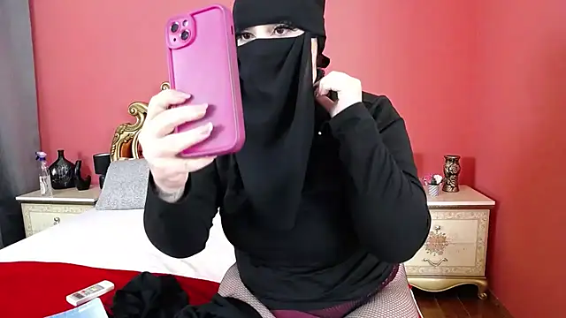 ReynaMuslim online show from 11-10-25, 06:07