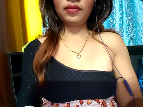 cutesoma2 online show from 12-15-25, 06:01