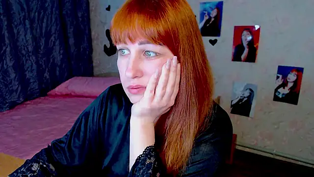 Snapshot of JillStevens chatting on 02-07-25, 03:01 JillStevens online show from 02-07-25, 03:01