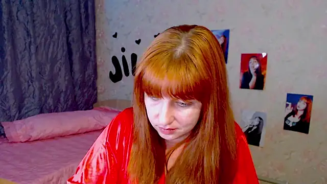 Snapshot of JillStevens chatting on 02-10-25, 05:09 JillStevens online show from 02-10-25, 05:09