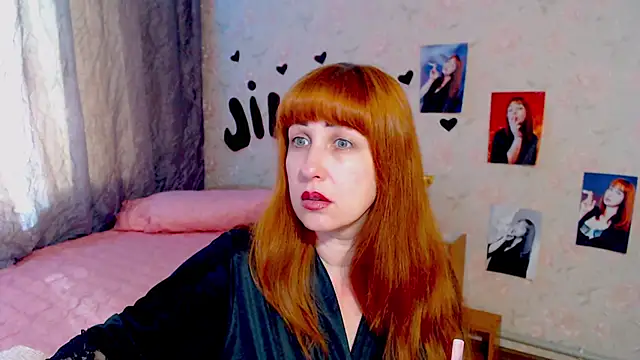 Snapshot of JillStevens chatting on 02-21-25, 11:01 JillStevens online show from 02-21-25, 11:01