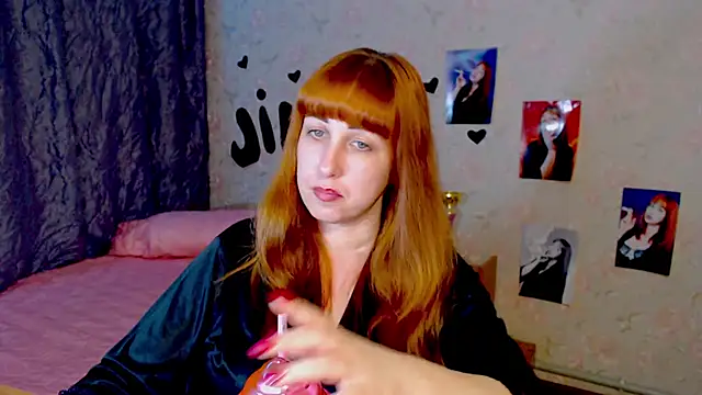Snapshot of JillStevens chatting on 02-21-25, 07:43 JillStevens online show from 02-21-25, 07:43