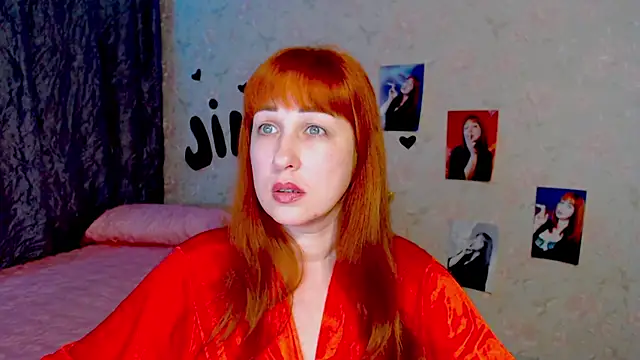 Snapshot of JillStevens chatting on 03-06-25, 04:28 JillStevens online show from 03-06-25, 04:28