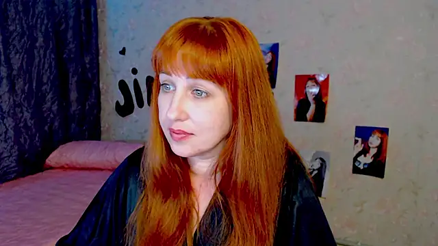 Snapshot of JillStevens chatting on 03-08-25, 10:24 JillStevens online show from 03-08-25, 10:24