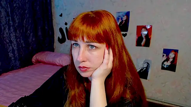 Snapshot of JillStevens chatting on 03-10-25, 04:25 JillStevens online show from 03-10-25, 04:25