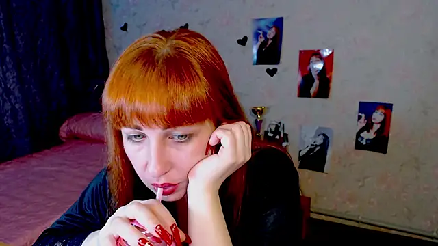 Snapshot of JillStevens chatting on 03-12-25, 04:51 JillStevens online show from 03-12-25, 04:51