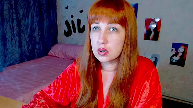 Snapshot of JillStevens chatting on 03-18-25, 02:15 JillStevens online show from 03-18-25, 02:15