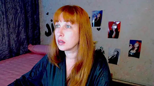 Snapshot of JillStevens chatting on 03-21-25, 03:24 JillStevens online show from 03-21-25, 03:24