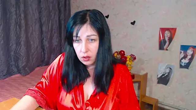Snapshot of JillStevens chatting on 09-29-25, 04:01 JillStevens online show from 09-29-25, 04:01
