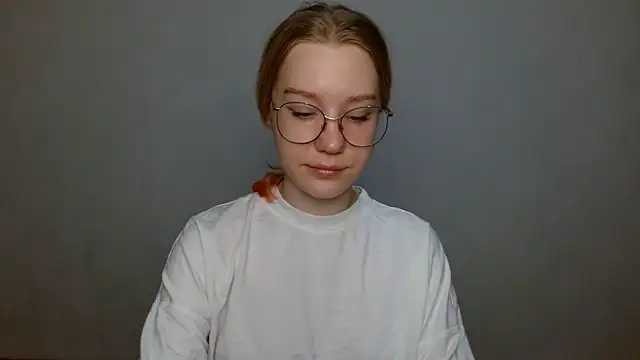 Snapshot of cindi_hot chatting on 12-27-24, 09:06 cindi hot online show from 12-27-24, 09:06