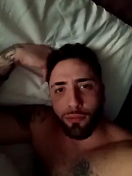 Snapshot of 1ninefellababy chatting on 03-10-25, 04:03 1ninefellababy online show from 03-10-25, 04:03