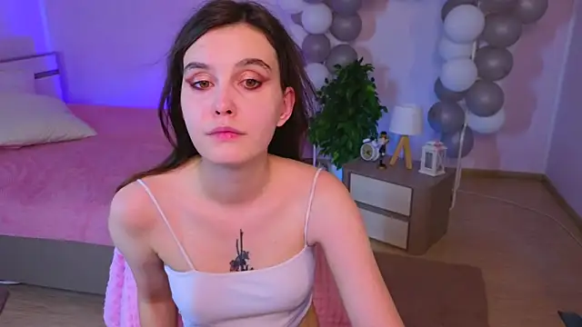 Snapshot of SusieMorris chatting on 01-28-25, 08:14 SusieMorris online show from 01-28-25, 08:14