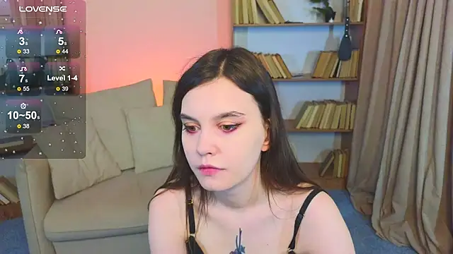 Snapshot of SusieMorris chatting on 02-08-25, 02:47 SusieMorris online show from 02-08-25, 02:47