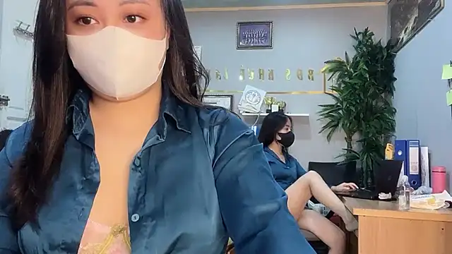 Bamboo Swetie online show from 12-06-24, 02:06