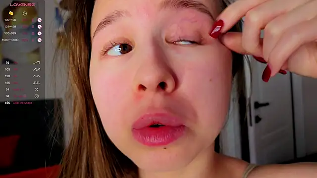 Snapshot of Dream_emma chatting on 10-10-25, 04:06 Dream emma online show from 10-10-25, 04:06