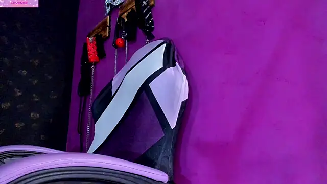 Alexa Slave online show from 04-13-26, 07:19