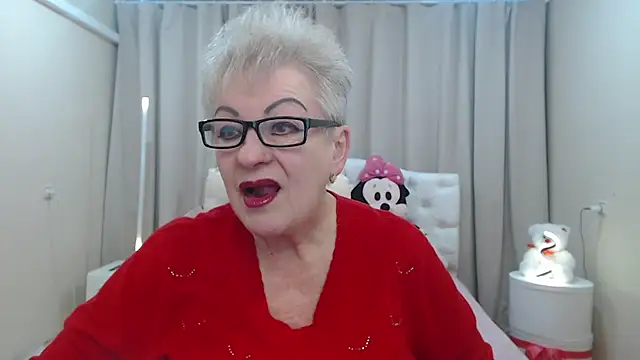 Snapshot of KayleSmoll chatting on 01-16-26, 07:29 KayleSmoll online show from 01-16-26, 07:29