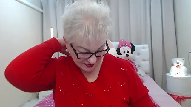 Snapshot of KayleSmoll chatting on 01-17-26, 07:39 KayleSmoll online show from 01-17-26, 07:39