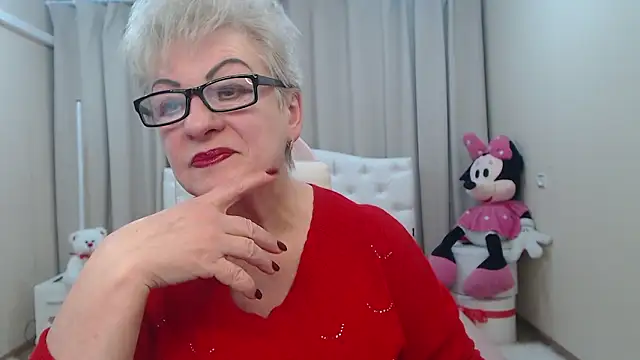 Snapshot of KayleSmoll chatting on 02-21-26, 07:59 KayleSmoll online show from 02-21-26, 07:59