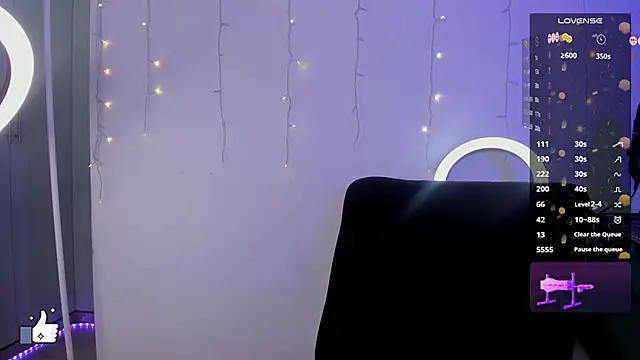 Snapshot of the_alexashow chatting on 12-14-24, 12:44 the alexashow online show from 12-14-24, 12:44