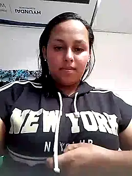 perla grens online show from 01-24-25, 04:17