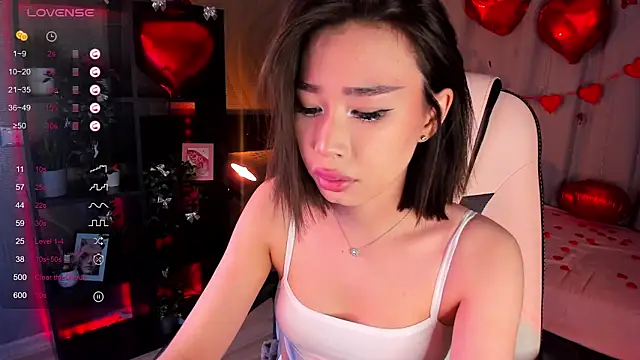 Snapshot of sensualily chatting on 02-14-26, 04:15 sensualily online show from 02-14-26, 04:15