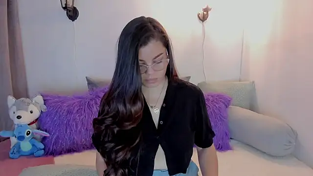 Snapshot of CherryBlossomm_ chatting on 02-23-25, 02:07 CherryBlossomm online show from 02-23-25, 02:07