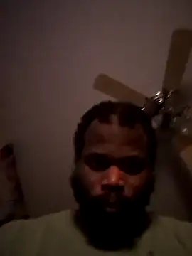 Snapshot of goodboybaddaddy chatting on 12-24-24, 03:05 goodboybaddaddy online show from 12-24-24, 03:05