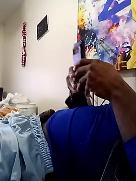 Snapshot of goodboybaddaddy chatting on 11-02-25, 06:21 goodboybaddaddy online show from 11-02-25, 06:21