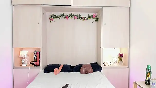 Snapshot of KendallRosse1 chatting on 12-03-25, 11:52 KendallRosse1 online show from 12-03-25, 11:52