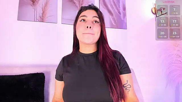 Snapshot of Danna_adams01 chatting on 12-18-25, 03:29 Danna adams01 online show from 12-18-25, 03:29