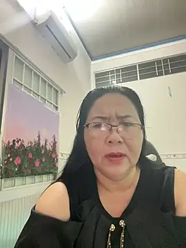 Snapshot of NDith chatting on 03-16-25, 09:37 NDith online show from 03-16-25, 09:37