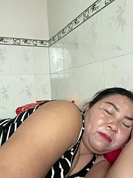 Snapshot of NDith chatting on 03-21-25, 06:38 NDith online show from 03-21-25, 06:38