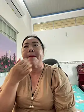 Snapshot of NDith chatting on 03-22-25, 09:02 NDith online show from 03-22-25, 09:02