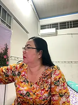 Snapshot of NDith chatting on 09-09-25, 09:36 NDith online show from 09-09-25, 09:36