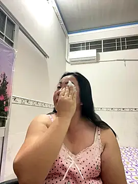 Snapshot of NDith chatting on 09-10-25, 05:35 NDith online show from 09-10-25, 05:35