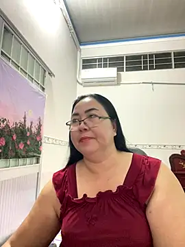 Snapshot of NDith chatting on 09-18-25, 12:07 NDith online show from 09-18-25, 12:07