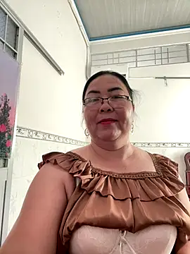 Snapshot of NDith chatting on 09-22-25, 01:29 NDith online show from 09-22-25, 01:29