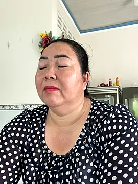 Snapshot of NDith chatting on 09-24-25, 02:04 NDith online show from 09-24-25, 02:04