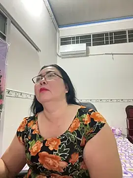 Snapshot of NDith chatting on 09-24-25, 09:07 NDith online show from 09-24-25, 09:07