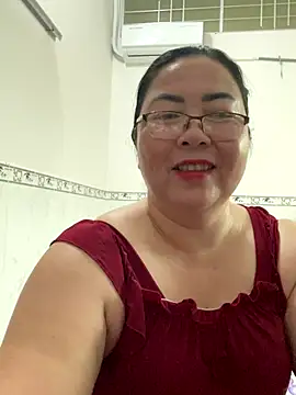 Snapshot of NDith chatting on 09-26-25, 12:36 NDith online show from 09-26-25, 12:36