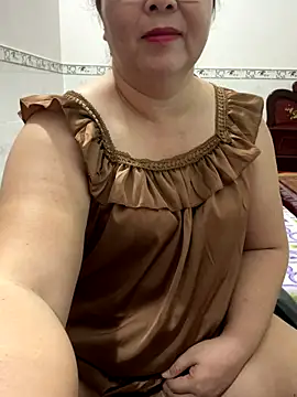 Snapshot of NDith chatting on 09-26-25, 12:42 NDith online show from 09-26-25, 12:42